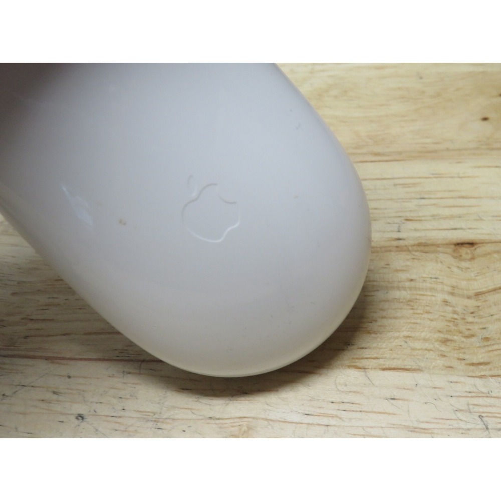Apple USB Wired Optical Mouse Model No A1152 Works Perfectly MAC USB MOUSE - Picture 6 of 9